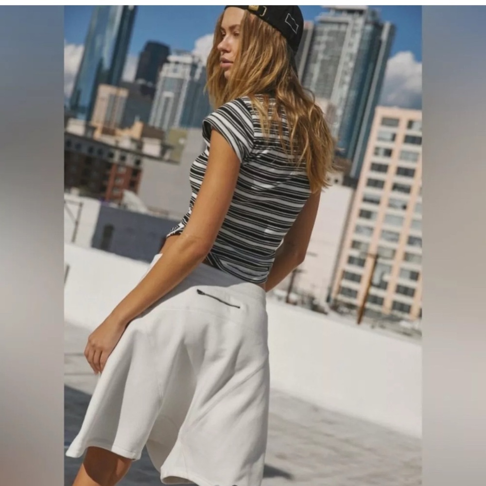 Free People Movement White Pointbreak Harem Sweat Shorts Sz XS Baggy Skater NWOT - Picture 6 of 9